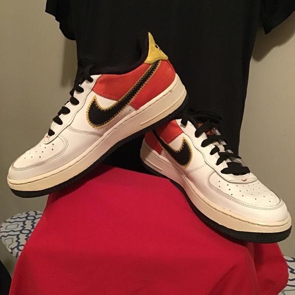 Nike’s Air Force 1 Raygun,  great cond. see photos, size 6Y, - Picture 1 of 5